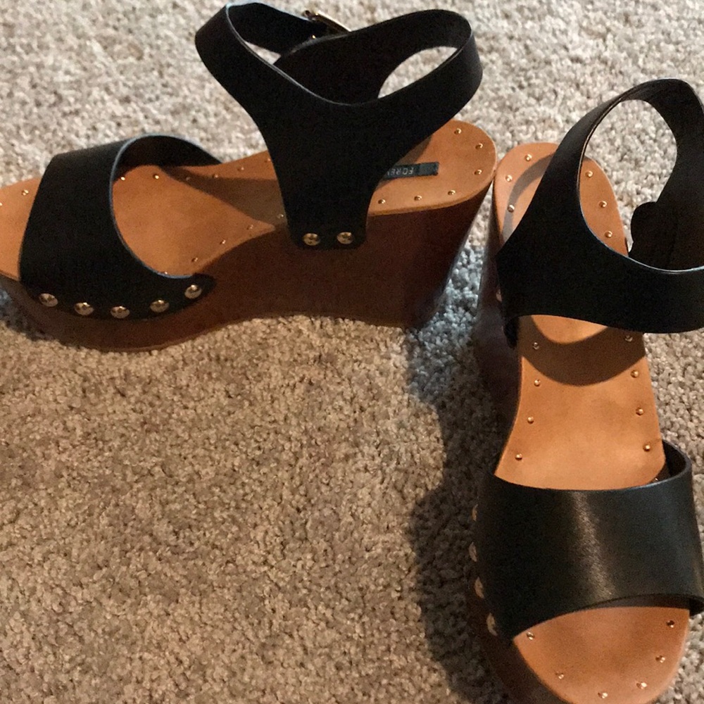 Excellent condition - Picture 2 of 2